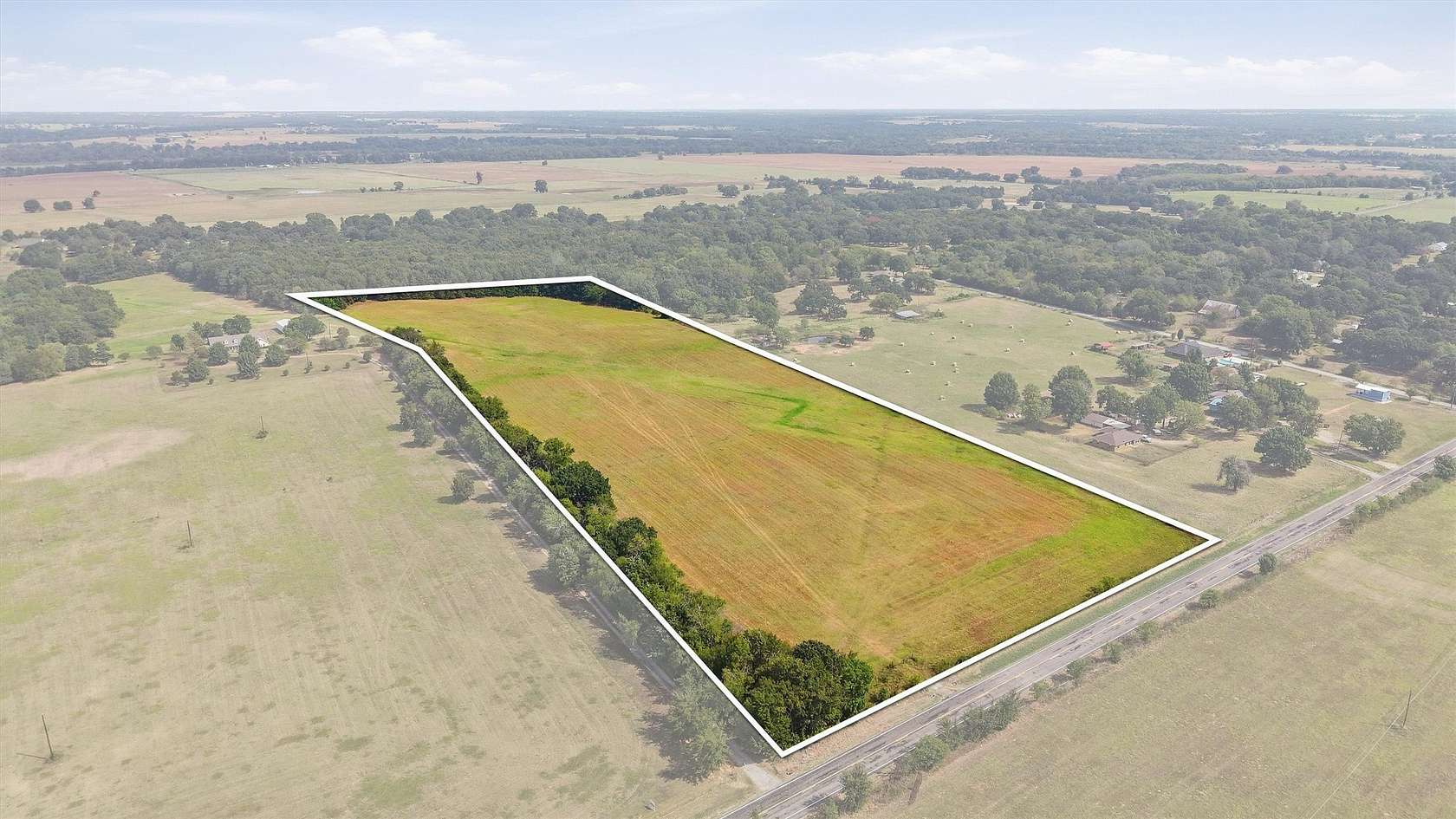 18.3 Acres of Land for Sale in Denison, Texas