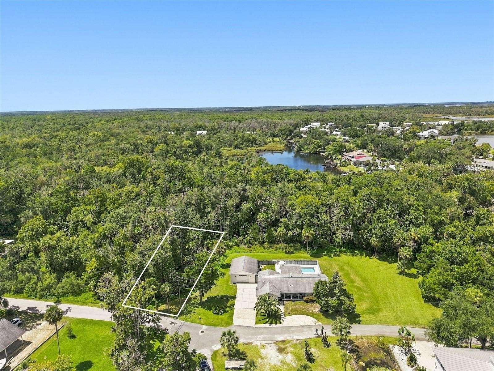 0.17 Acres of Land for Sale in Crystal River, Florida