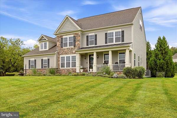 14.7 Acres of Land with Home for Sale in Leesburg, Virginia