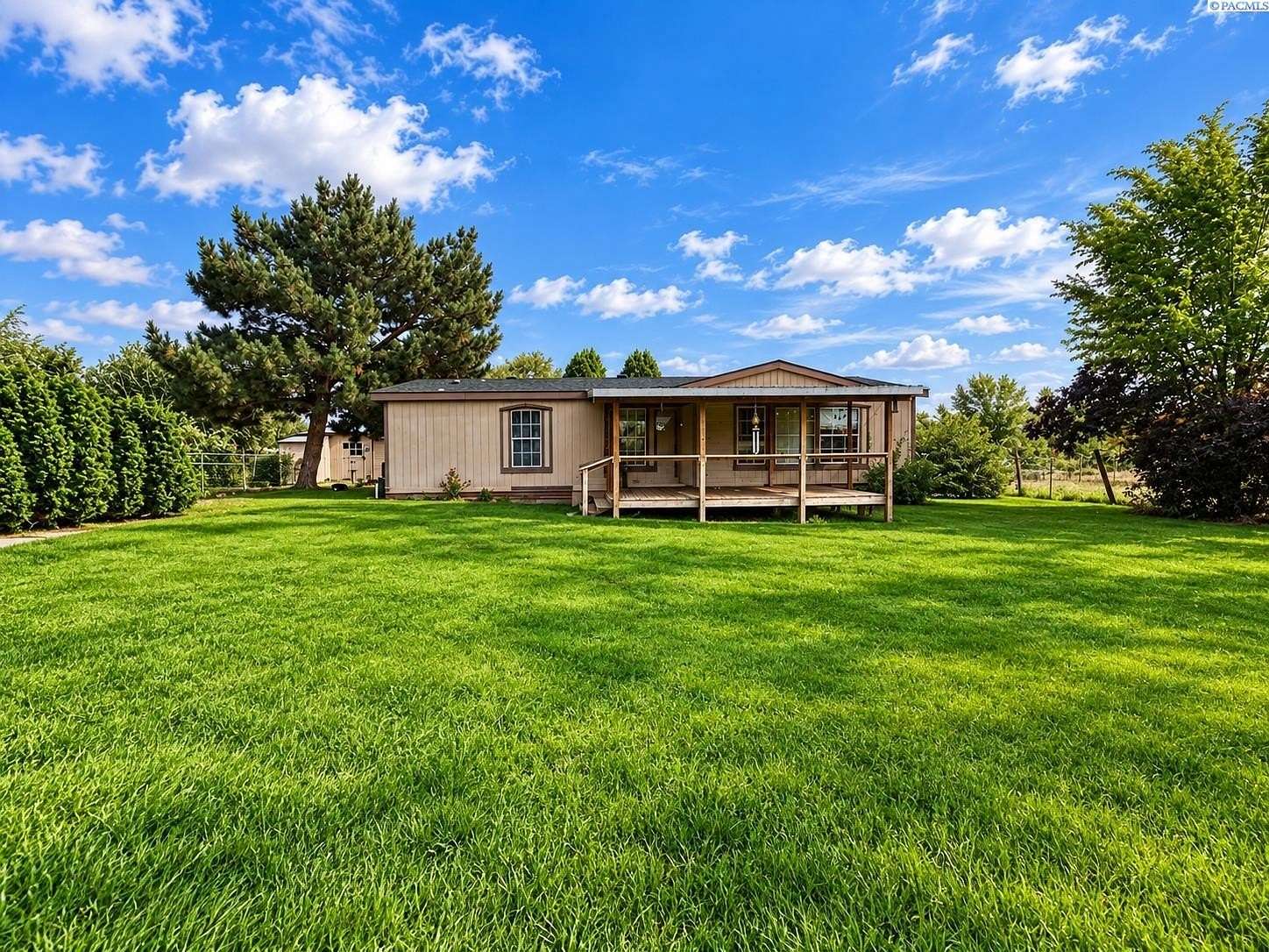 2.36 Acres of Land with Home for Sale in Prosser, Washington