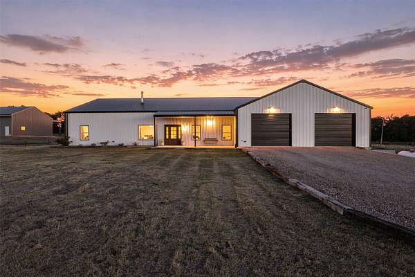 2 Acres of Land with Home for Sale in Whitewright, Texas