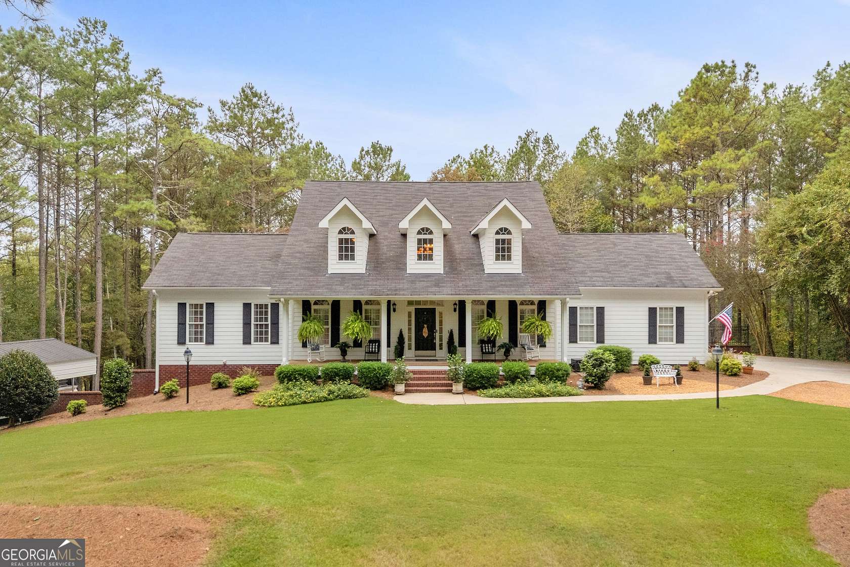 4.42 Acres of Land with Home for Sale in Colbert, Georgia