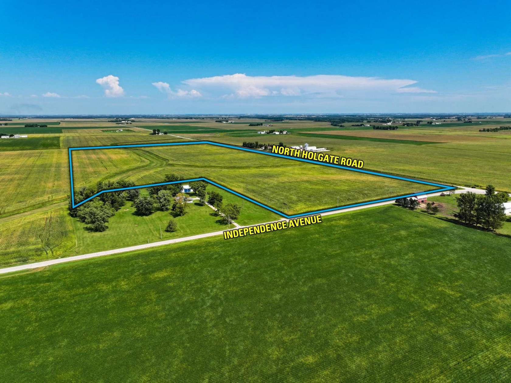 73.5 Acres of Land for Sale in Waterloo, Iowa