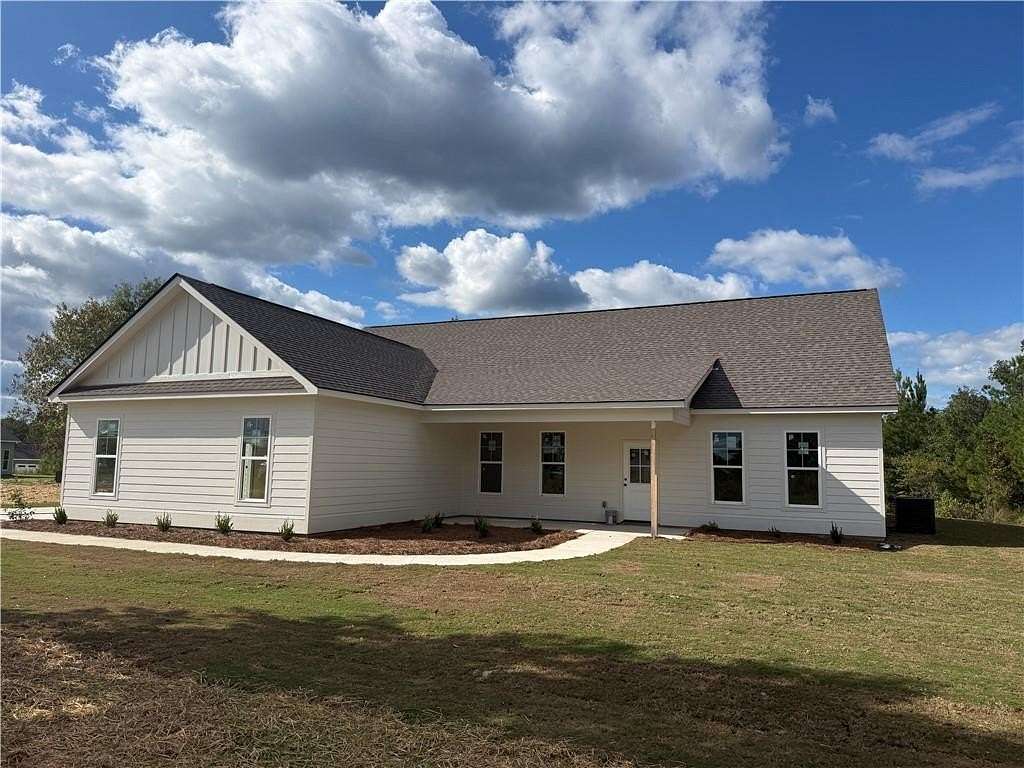 2 Acres of Land with Home for Sale in Salem, Alabama