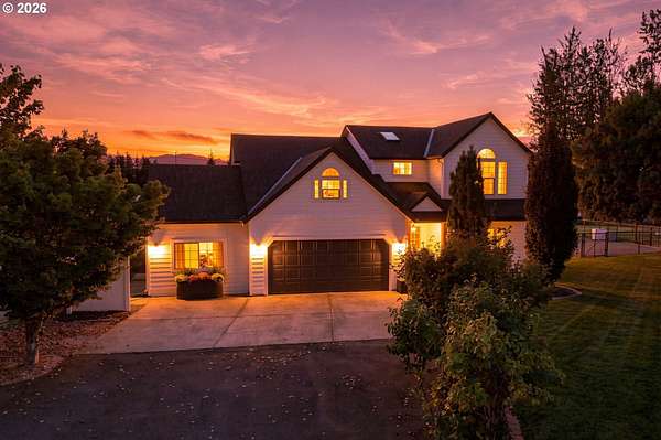 2.57 Acres of Land with Home for Sale in Vancouver, Washington