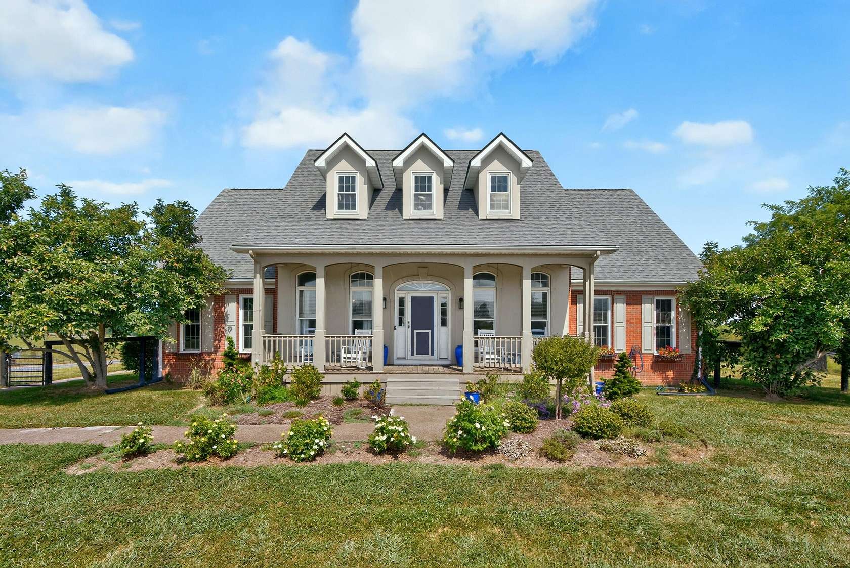 5 Acres of Land with Home for Sale in Georgetown, Kentucky