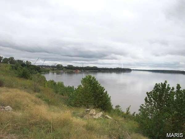 67.5 Acres of Mixed-Use Land for Sale in Riverview, Missouri