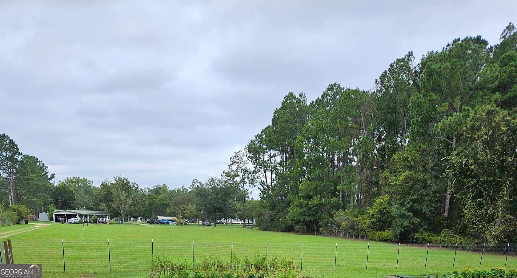 1 Acre of Residential Land for Sale in Jesup, Georgia
