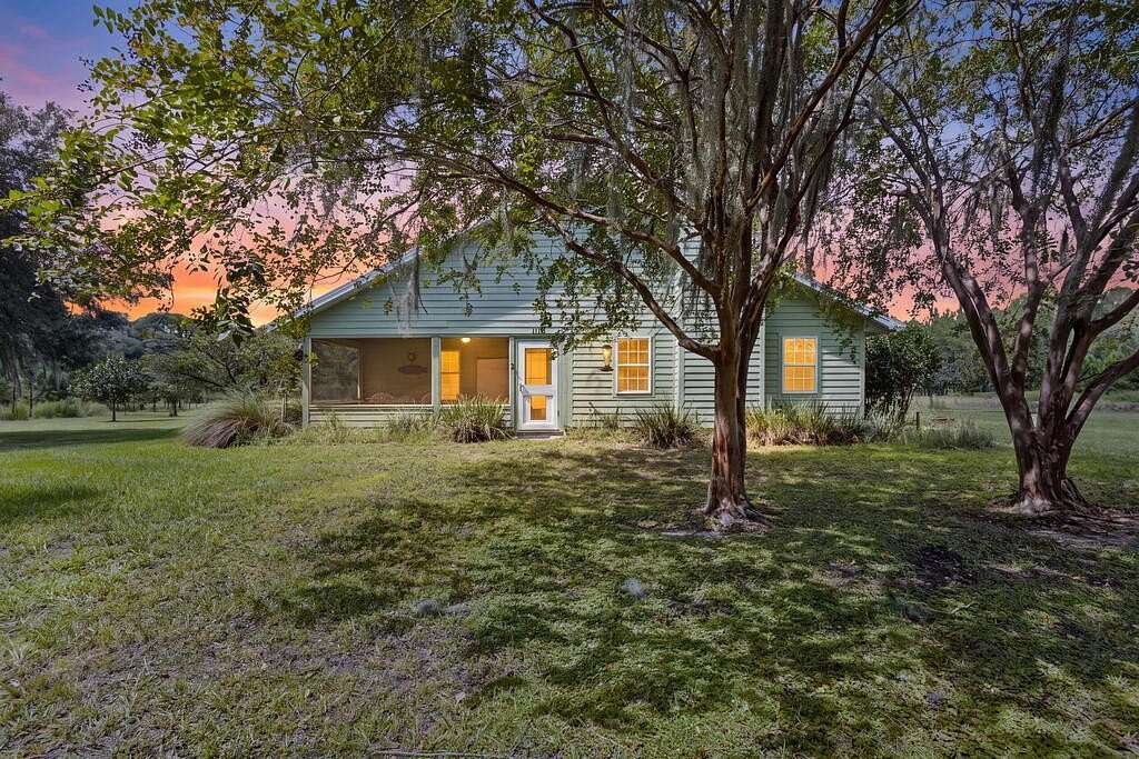 40 Acres of Land with Home for Sale in Chiefland, Florida