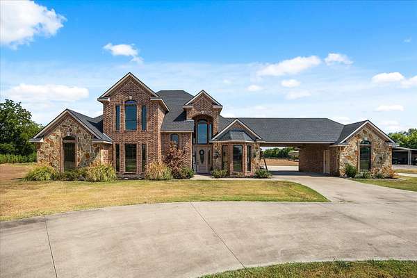 4 Acres of Land with Home for Sale in Farmersville, Texas