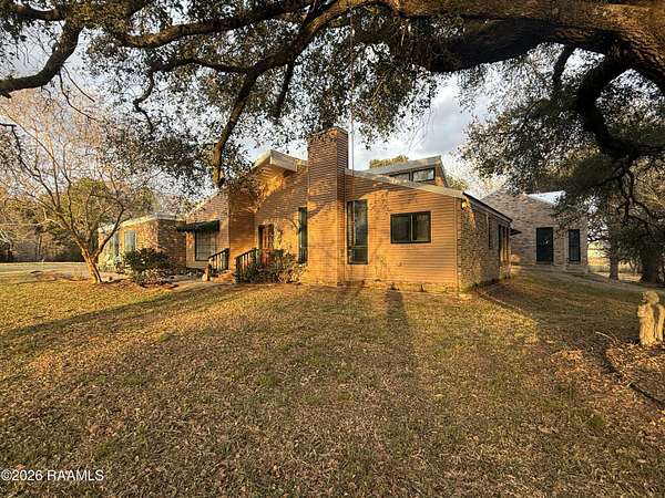 16 Acres of Land with Home for Sale in Lafayette, Louisiana