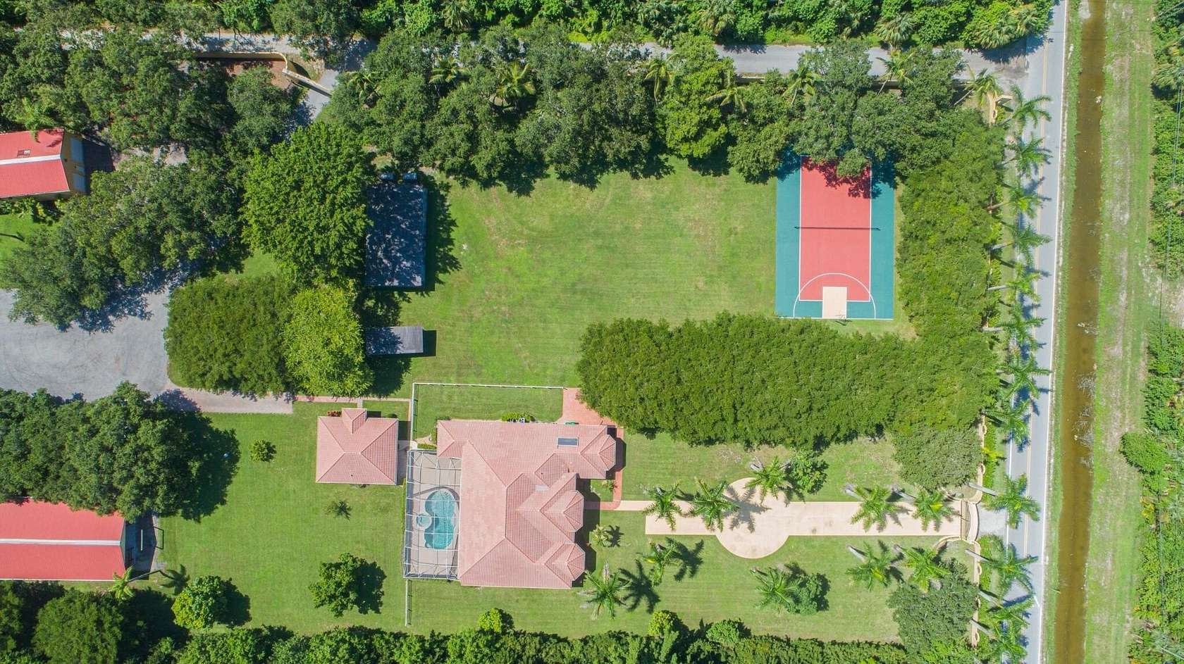5 Acres of Land with Home for Lease in Loxahatchee Groves, Florida