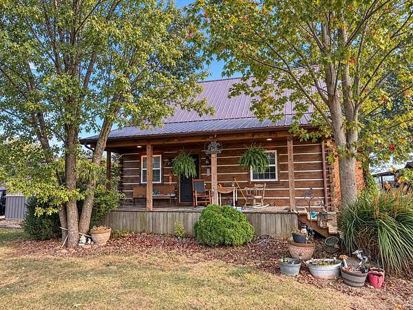 1.5 Acres of Land with Home for Sale in London, Kentucky