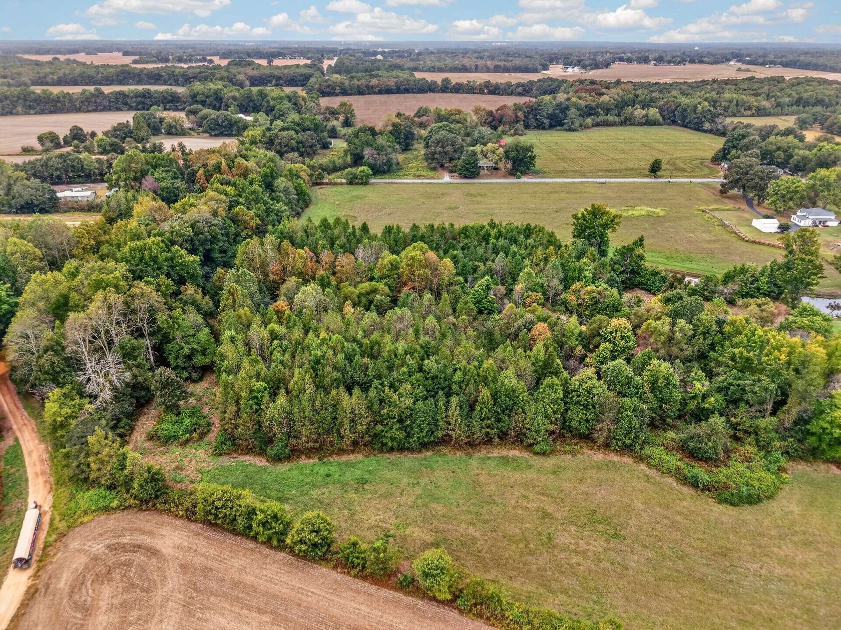 5 Acres of Residential Land for Sale in Taft, Tennessee