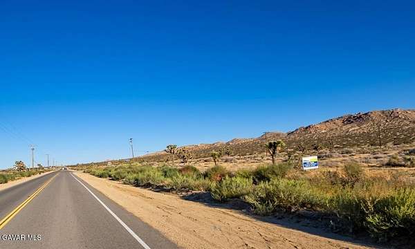 2 Acres of Land for Sale in Lake Los Angeles, California