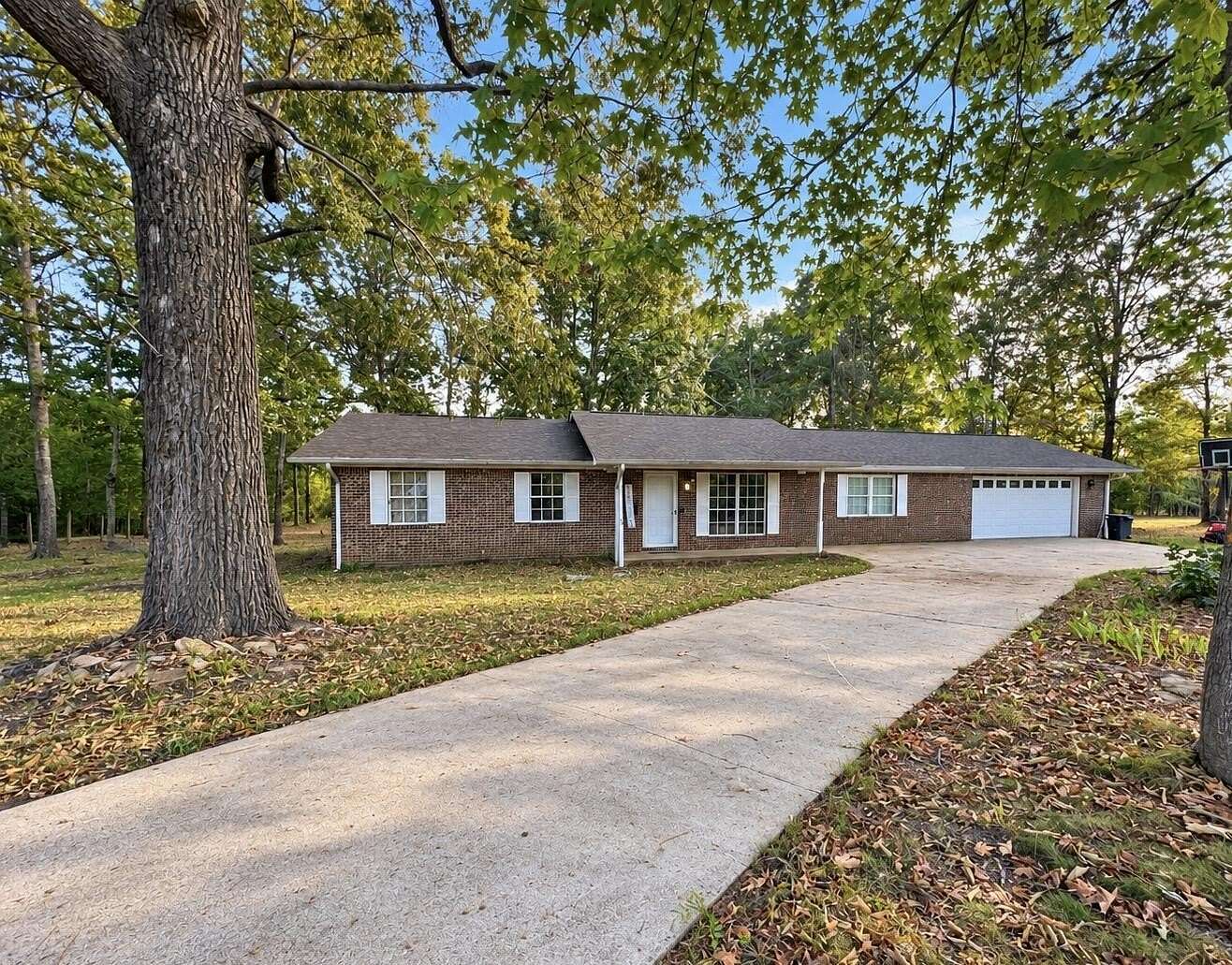 2 Acres of Land with Home for Sale in Corinth, Mississippi