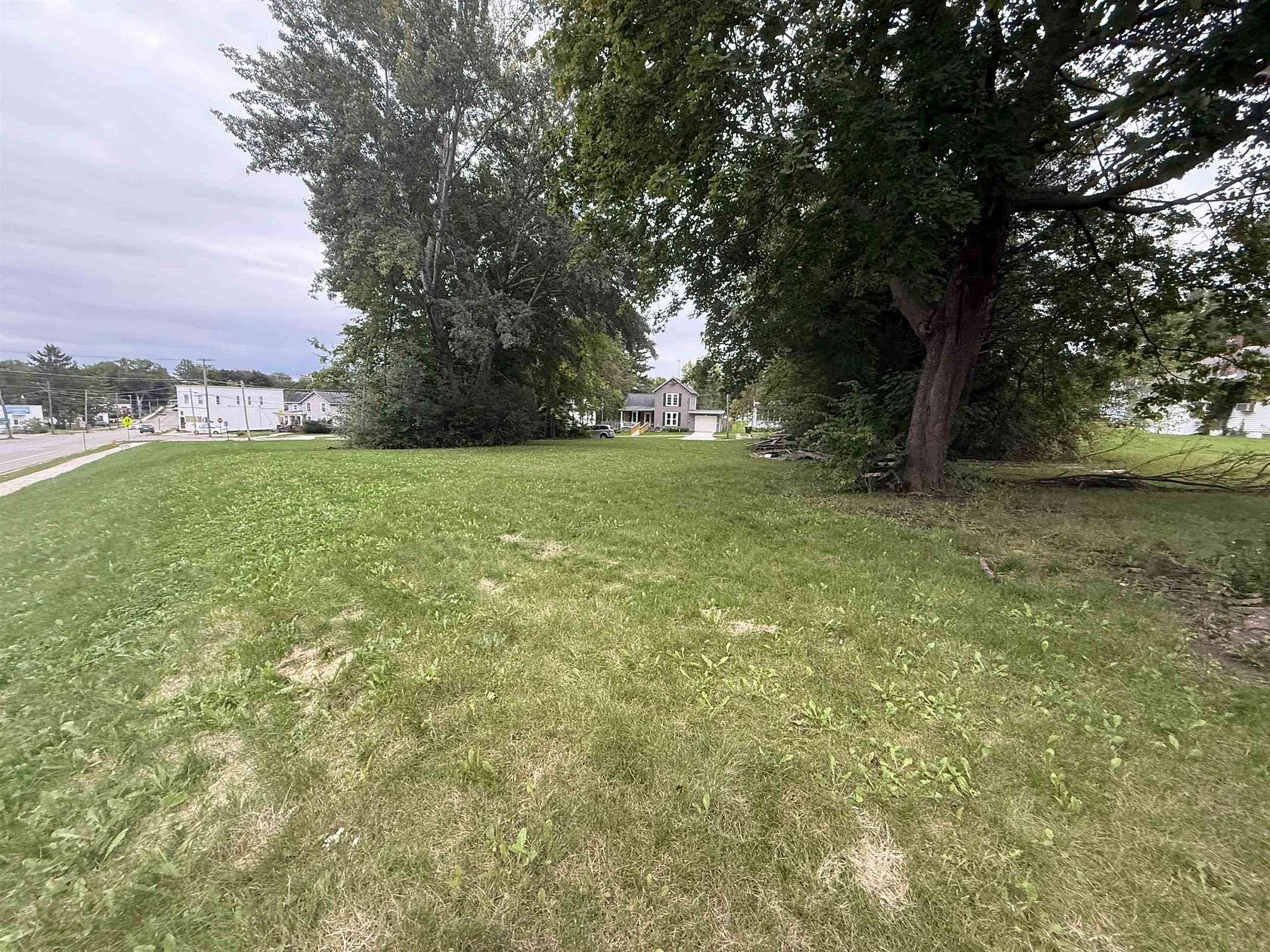 0.27 Acres of Residential Land for Sale in Freeport, Illinois