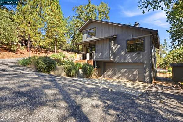 2.5 Acres of Land with Home for Sale in Colfax, California
