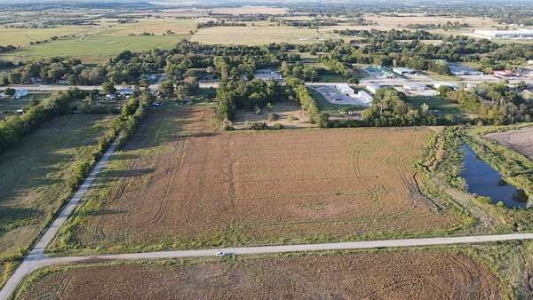 6.7 Acres of Mixed-Use Land for Auction in Independence, Kansas