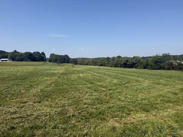 22.6 Acres of Land for Sale in Lebanon, Tennessee
