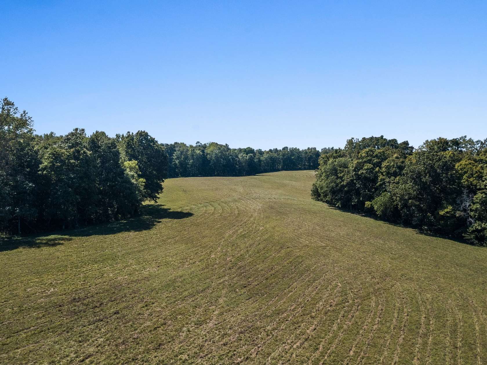 20.4 Acres of Land for Auction in Greenbrier, Tennessee
