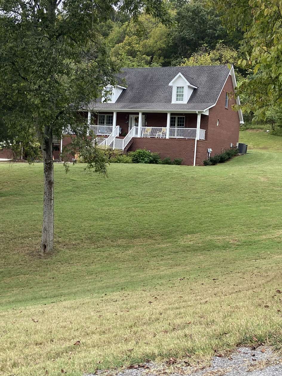 2 Acres of Land with Home for Sale in Woodbury, Tennessee