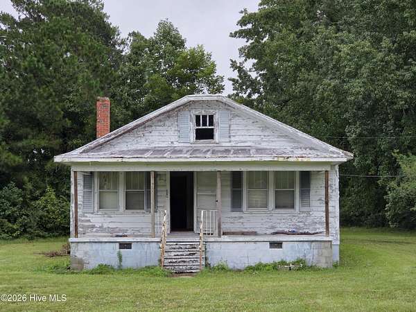 1.89 Acres of Land with Home for Sale in Havelock, North Carolina
