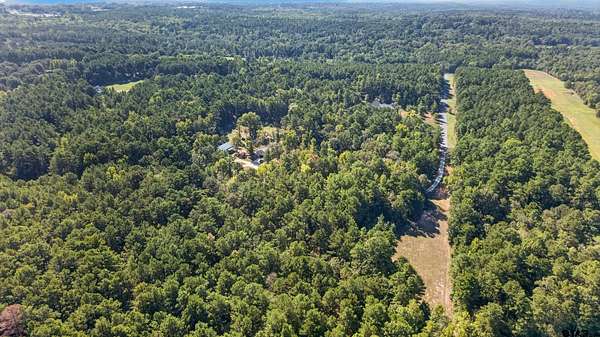 19 Acres of Recreational Land for Sale in Jacksonville, Texas