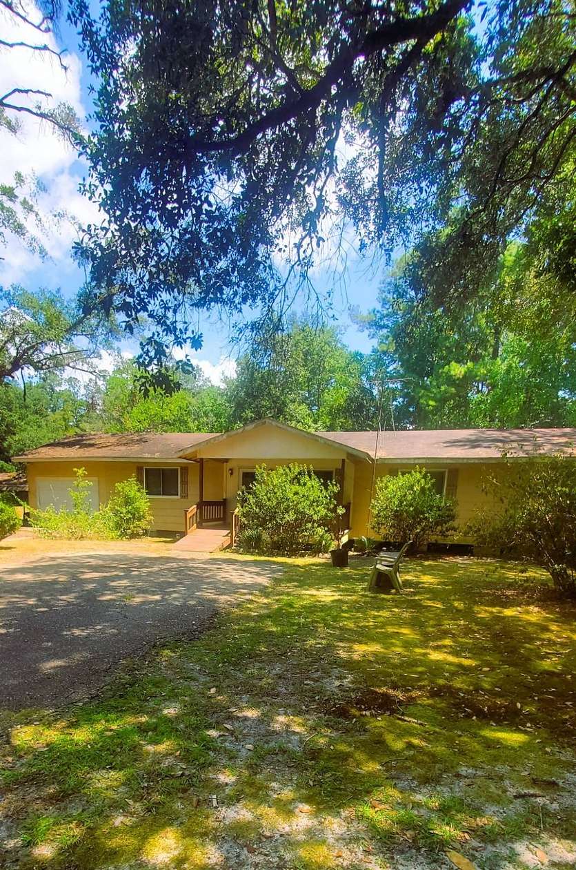 2 Acres of Land with Home for Sale in Madisonville, Louisiana