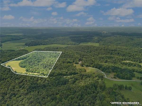 71 Acres of Land for Auction in Bedford, Indiana