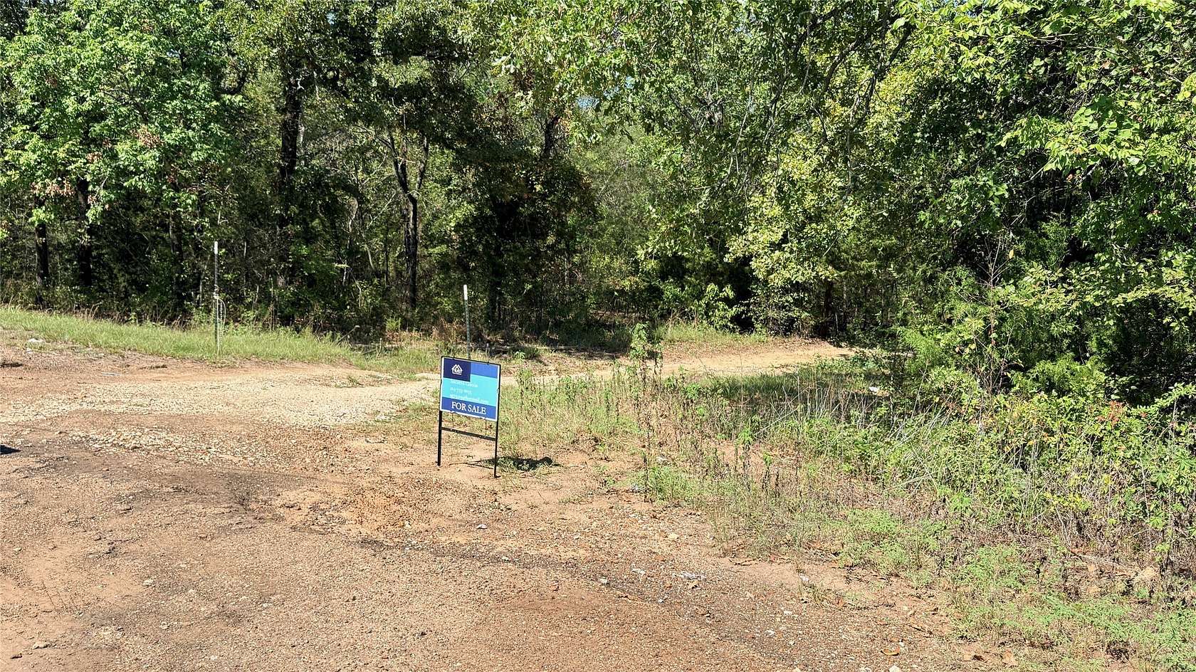 7.8 Acres of Land with Home for Sale in Eustace, Texas
