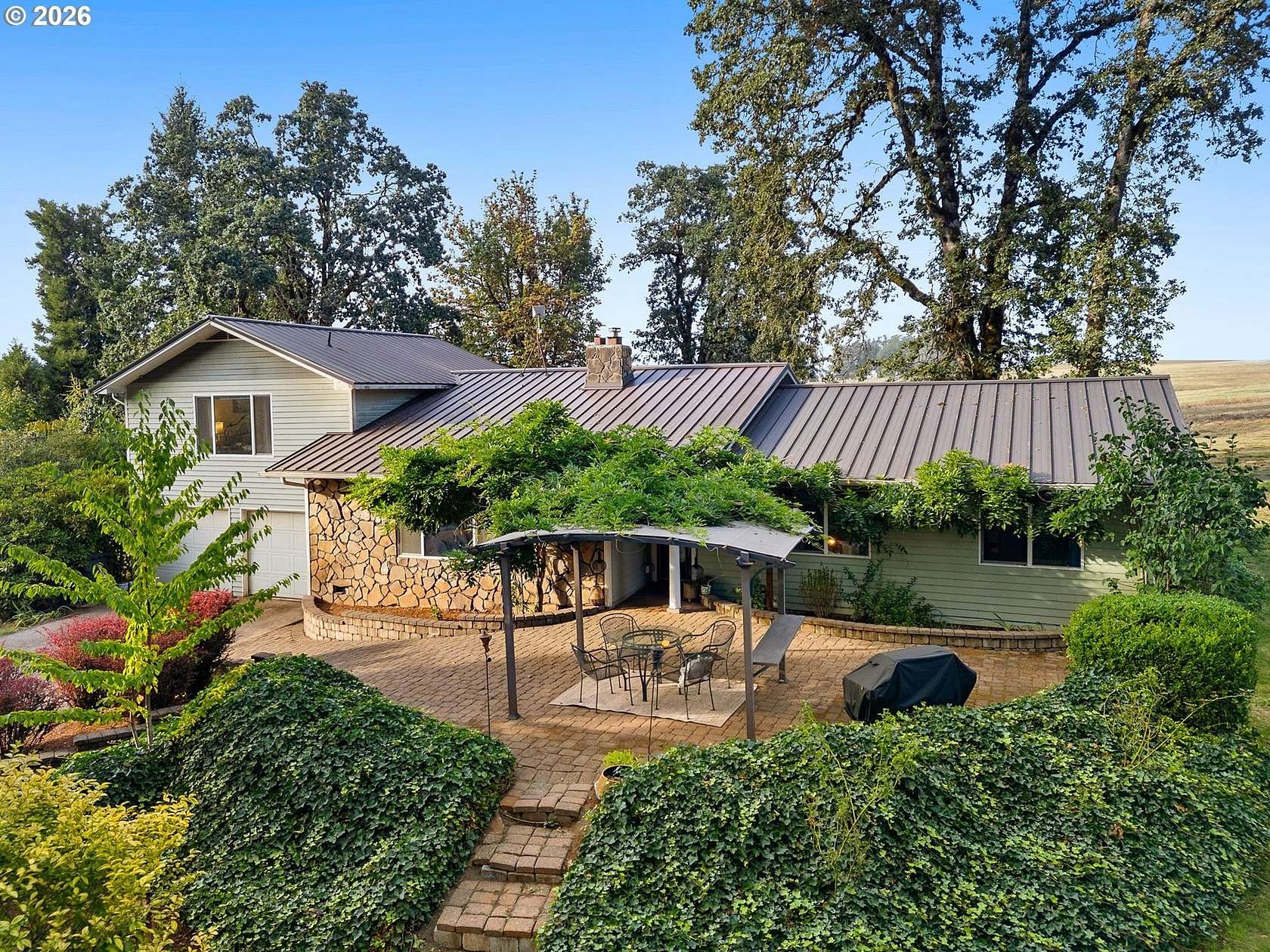 7.27 Acres of Land with Home for Sale in Salem, Oregon