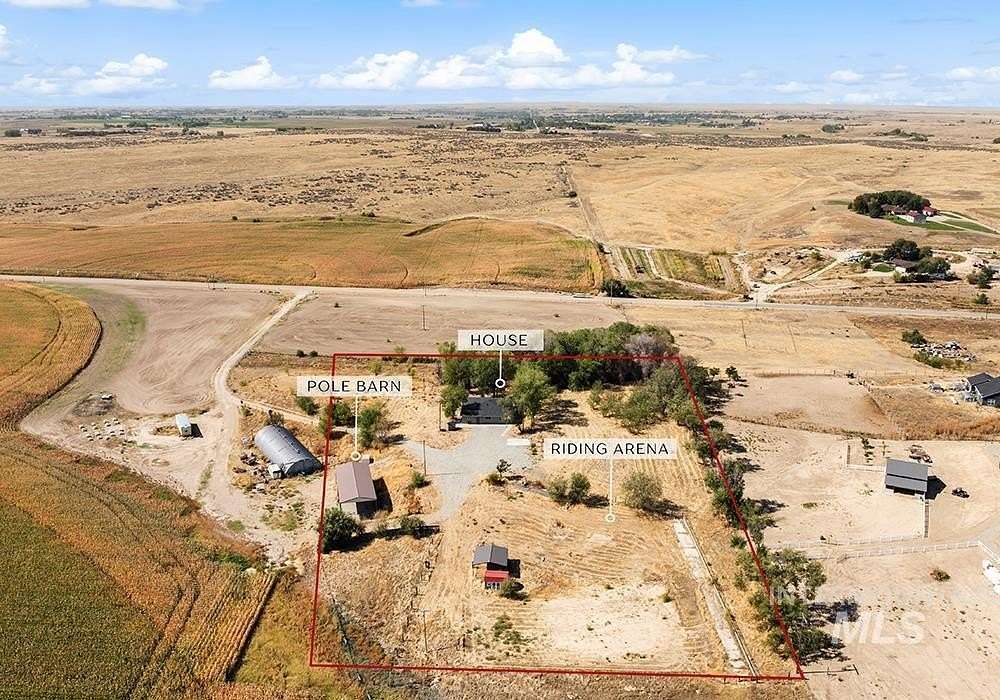 5 Acres of Land with Home for Sale in Caldwell, Idaho