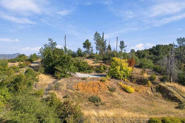 3.7 Acres of Land for Sale in Redding, California