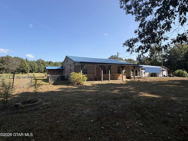 2 Acres of Land with Home for Sale in Columbus, Mississippi