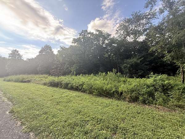 2.6 Acres of Residential Land for Sale in Clarksville, Tennessee