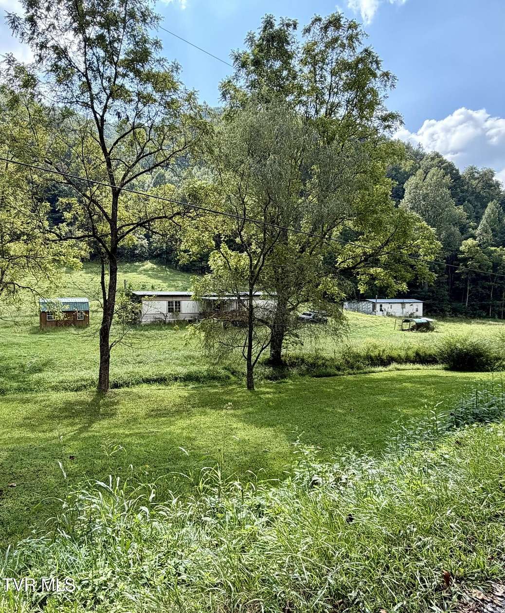 28.4 Acres of Recreational & Residential Land for Sale in Fort Blackmore, Virginia