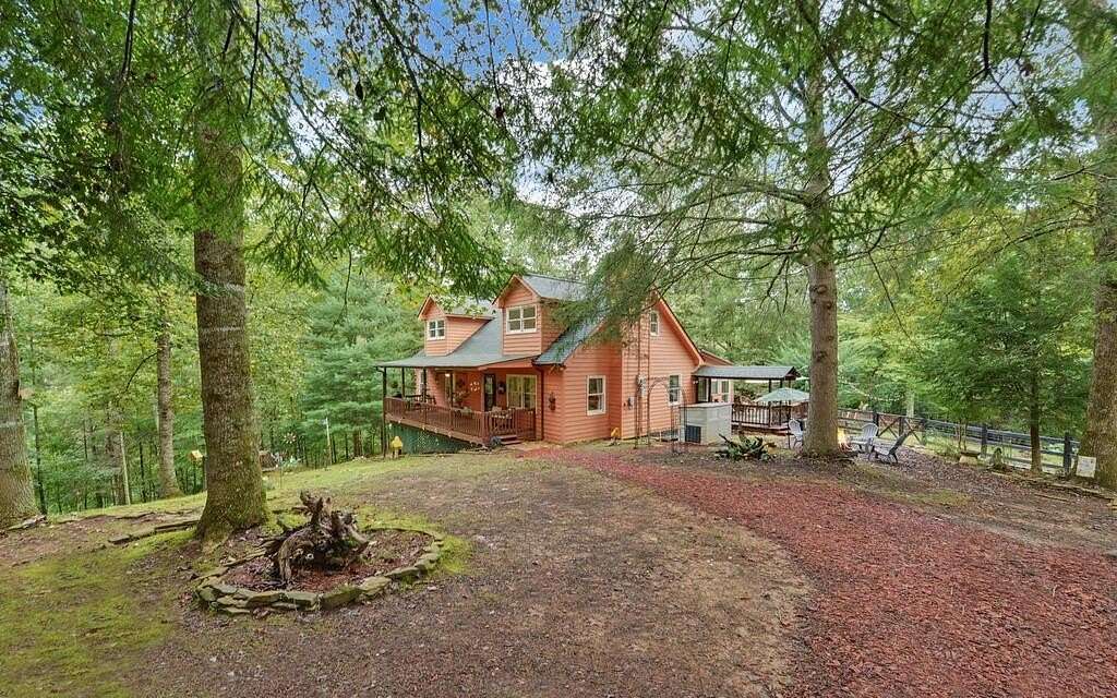 4 Acres of Land with Home for Sale in Ellijay, Georgia