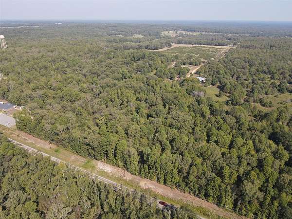 11.8 Acres of Recreational & Residential Land for Sale in Mineola, Texas