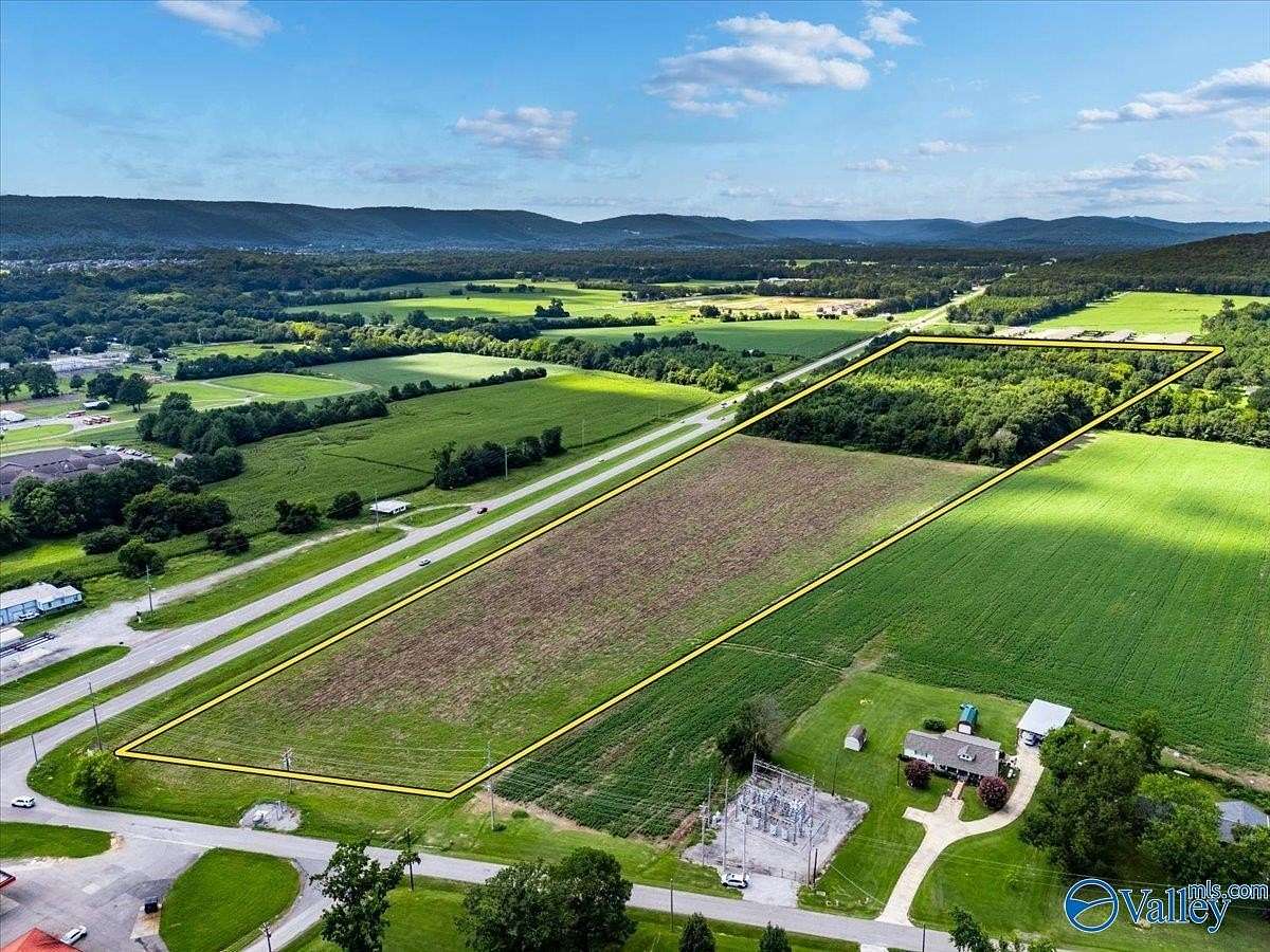 12 Acres of Commercial Land for Sale in Owens Cross Roads, Alabama