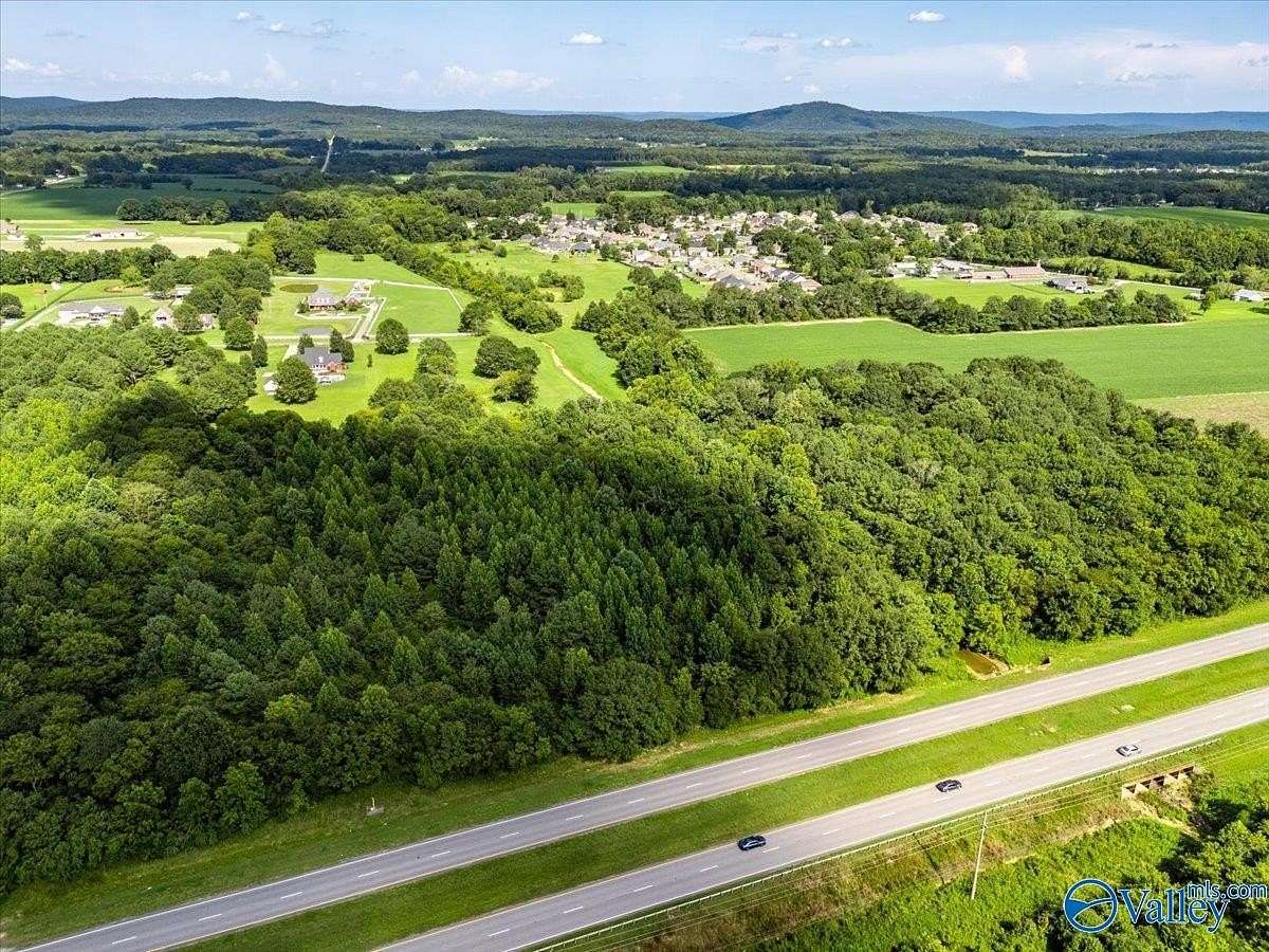 15.6 Acres of Commercial Land for Sale in Owens Cross Roads, Alabama
