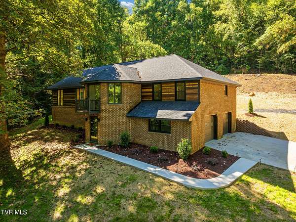 14 Acres of Land with Home for Sale in Elizabethton, Tennessee