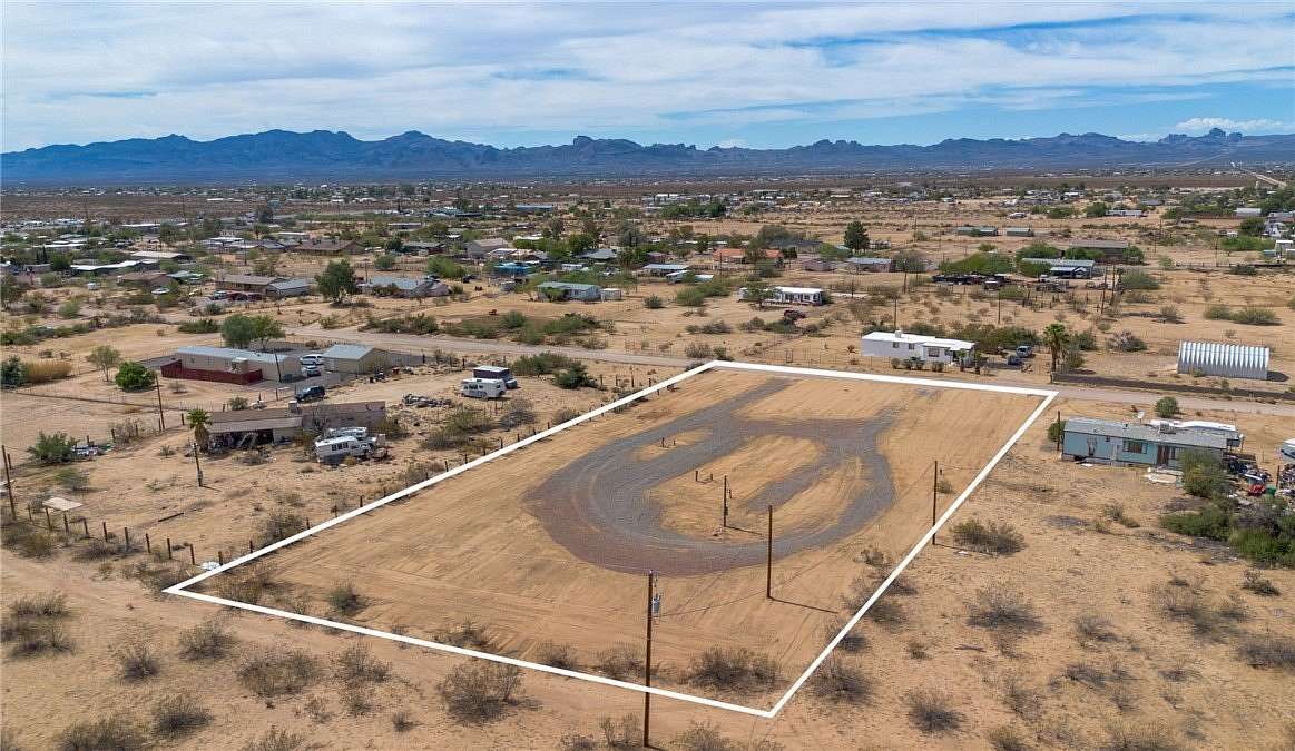 1.17 Acres of Residential Land for Sale in Golden Valley, Arizona