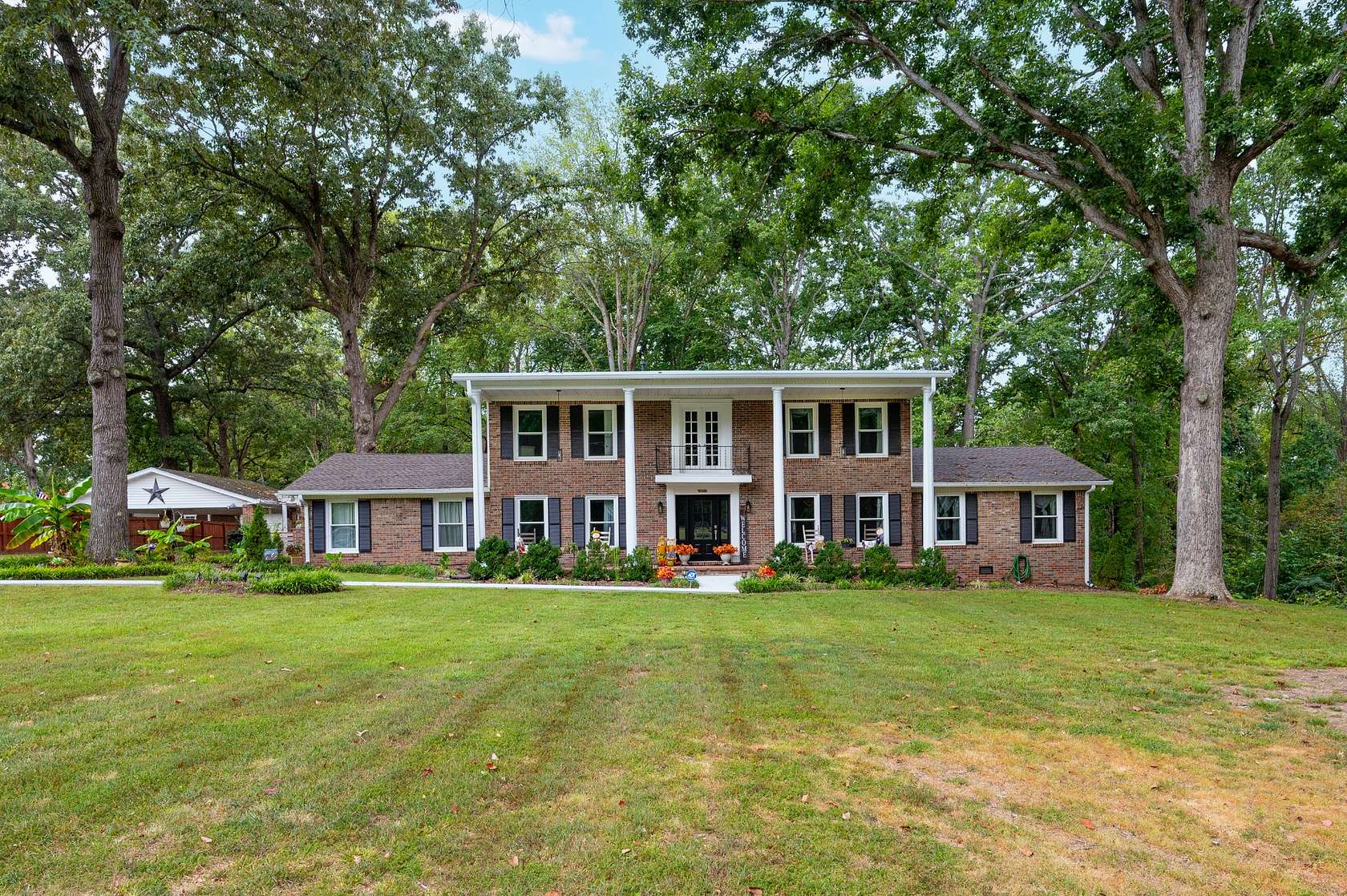 3.66 Acres of Land with Home for Sale in Portland, Tennessee