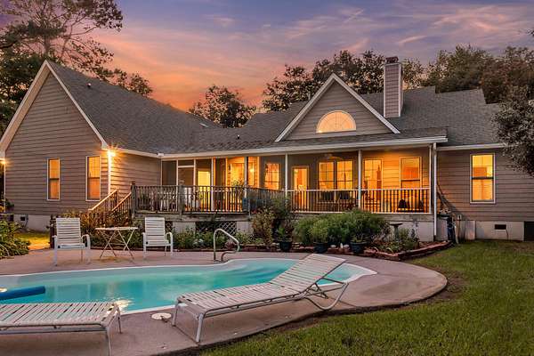 15.1 Acres of Land with Home for Sale in Wadmalaw Island, South Carolina