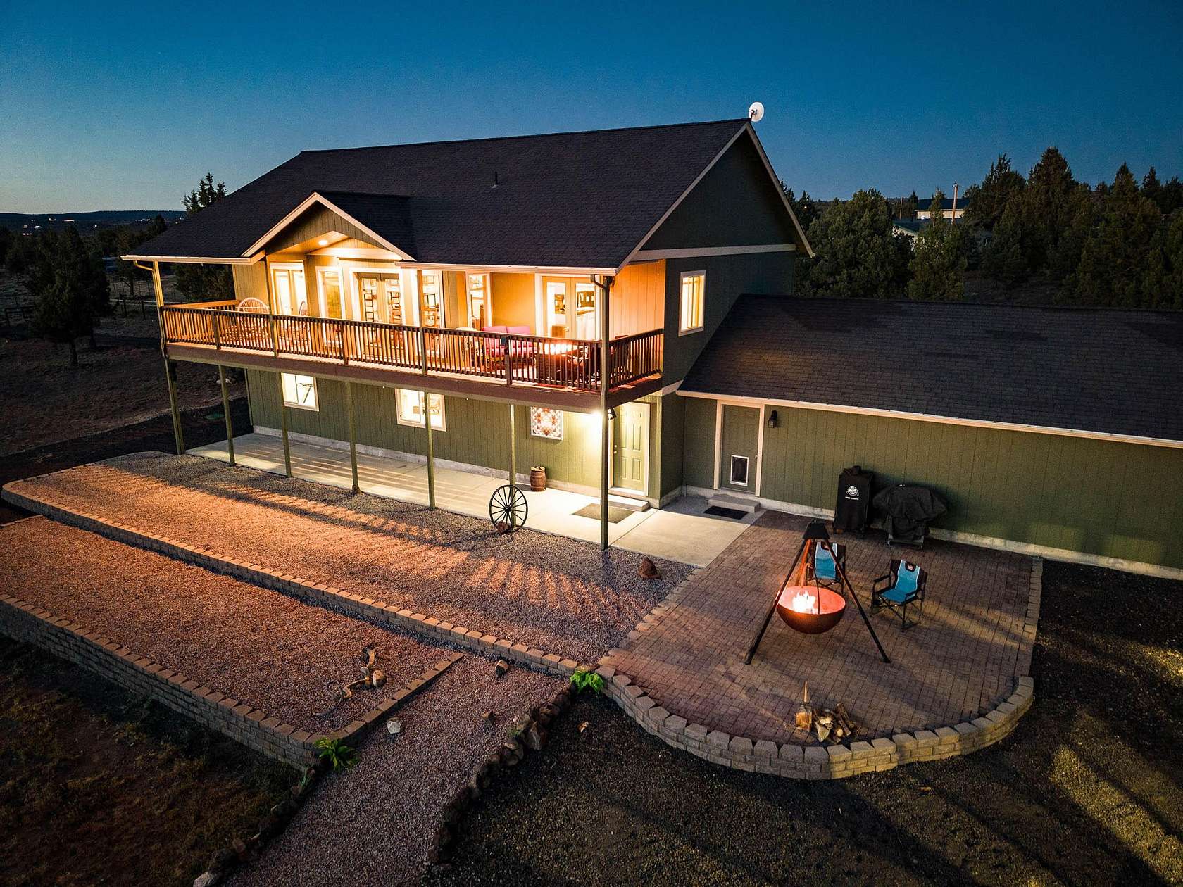 2 Acres of Land with Home for Sale in Prineville, Oregon