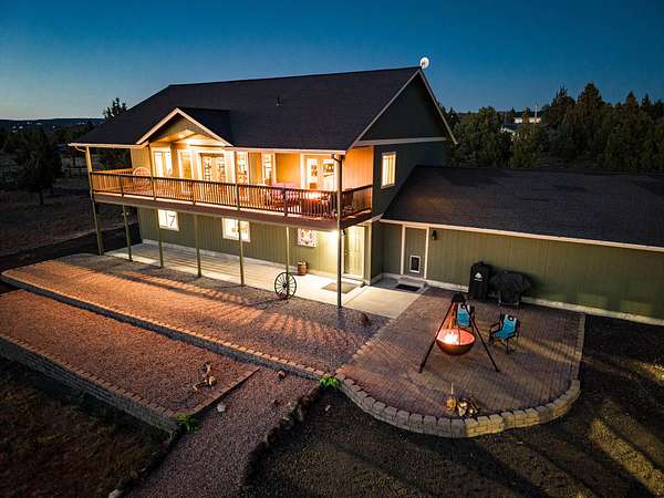 2 Acres of Land with Home for Sale in Prineville, Oregon