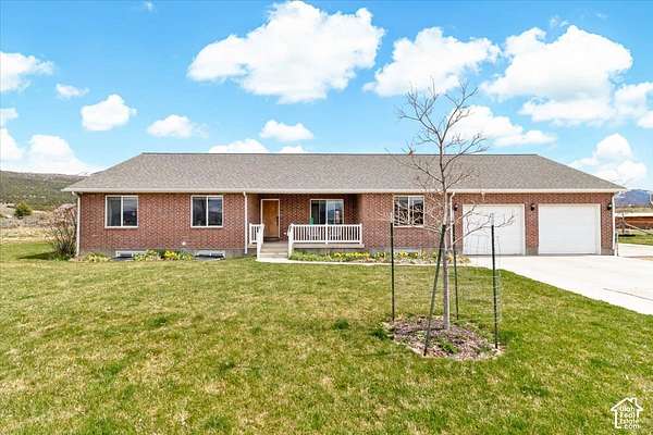 10 Acres of Land with Home for Sale in Mount Pleasant, Utah