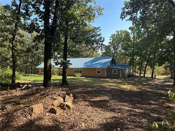 12.9 Acres of Land with Home for Sale in Dardanelle, Arkansas