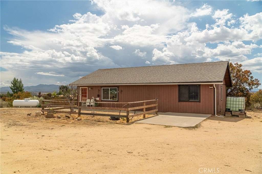 8.26 Acres of Land with Home for Sale in Anza, California
